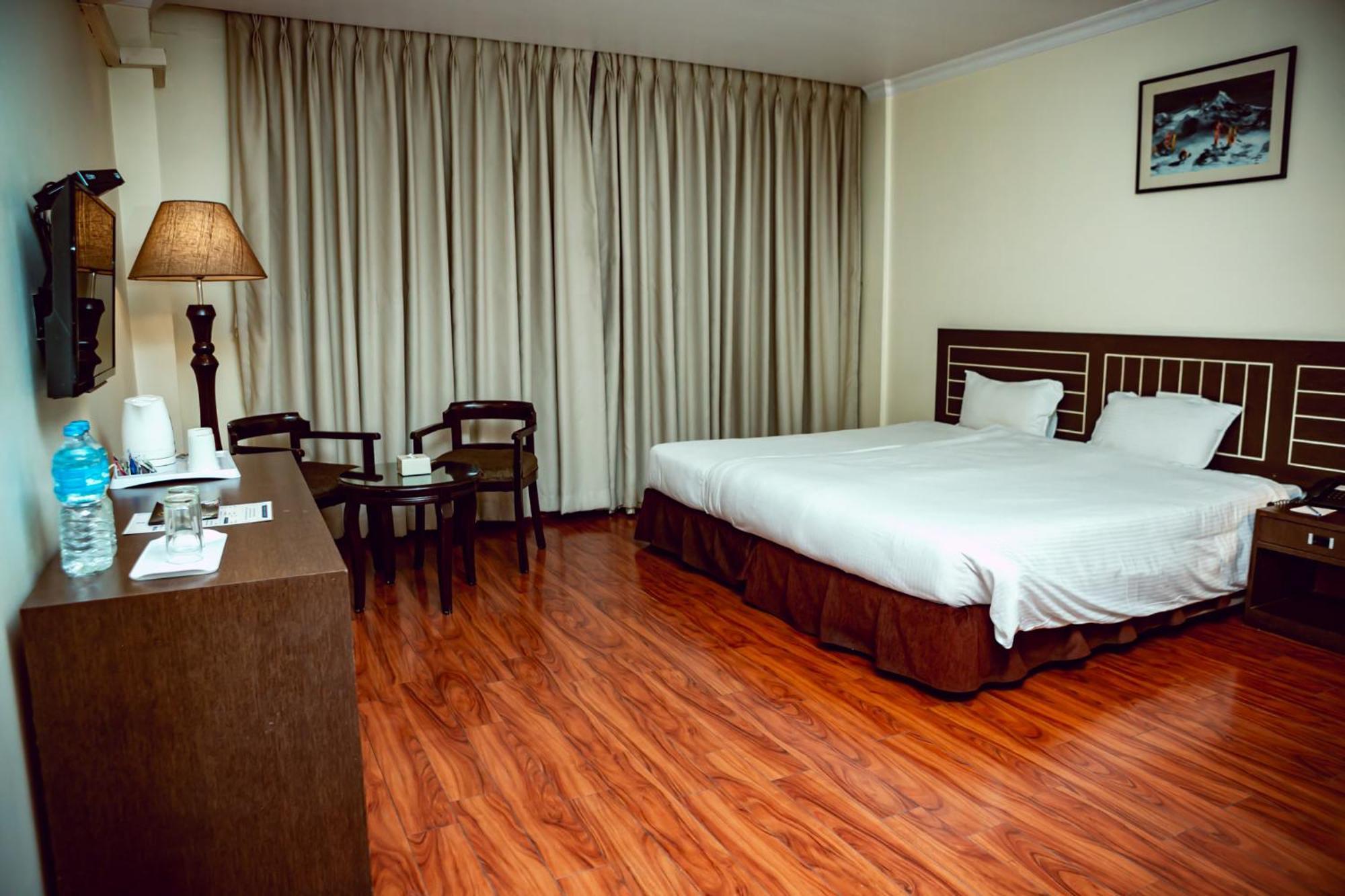 Vannasut Hotel And Spa Kathmandu Exteriör bild