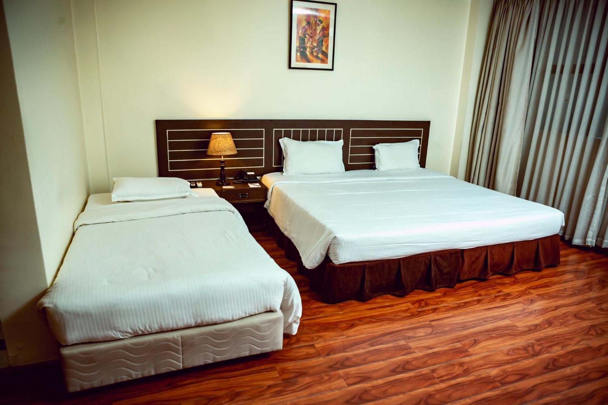 Vannasut Hotel And Spa Kathmandu Exteriör bild