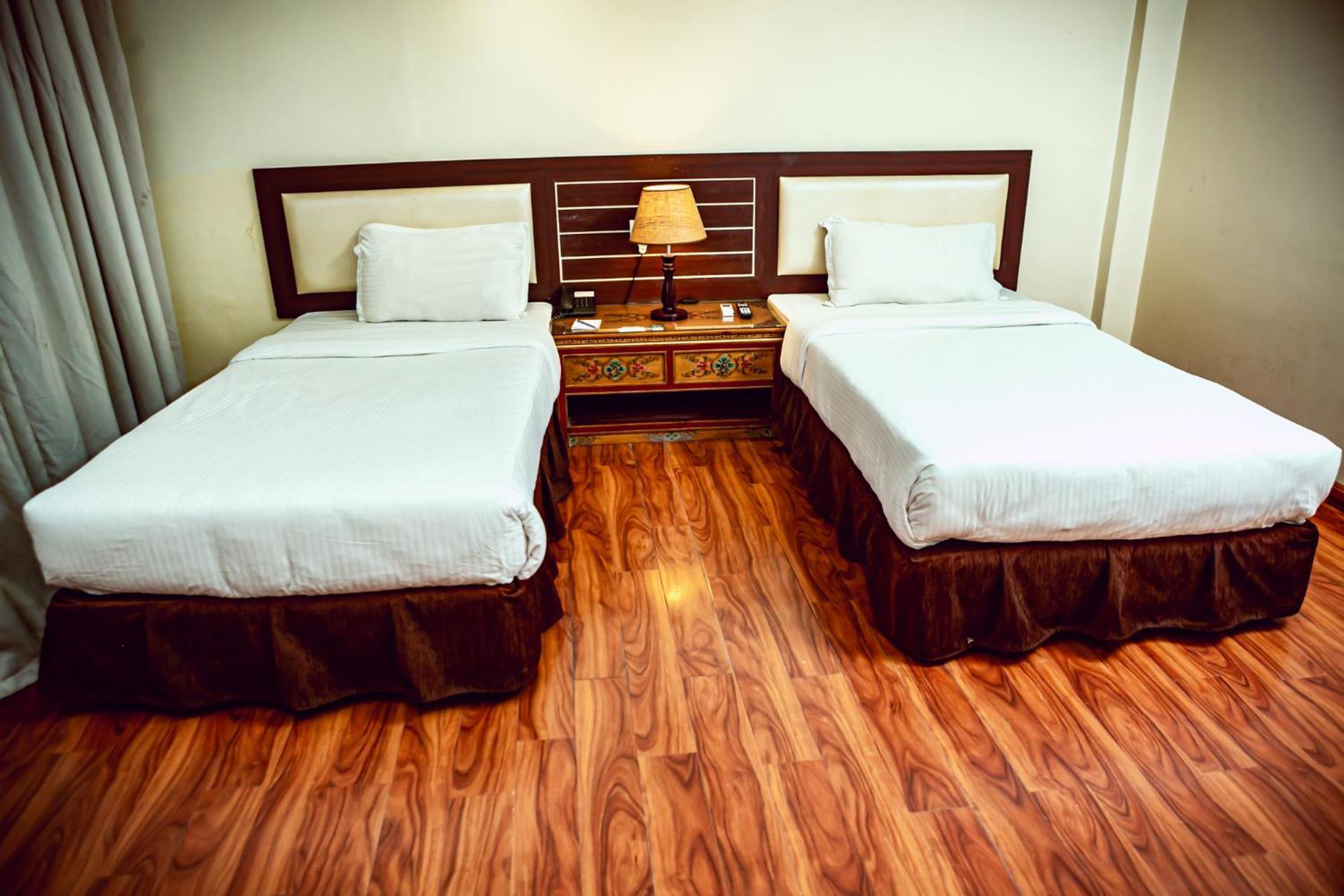 Vannasut Hotel And Spa Kathmandu Exteriör bild